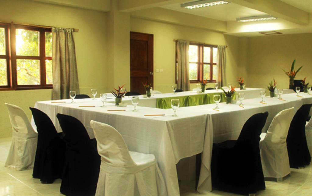 Asia Grand View Hotel Coron Exterior photo